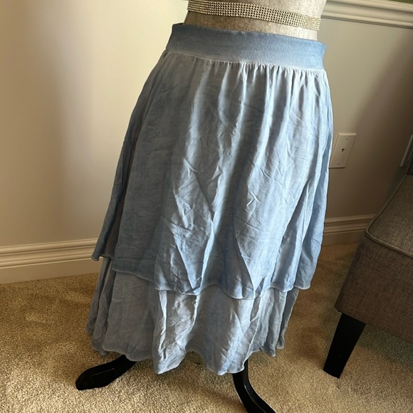 Charlie B lightweight rayon skirt - Picture 1 of 7